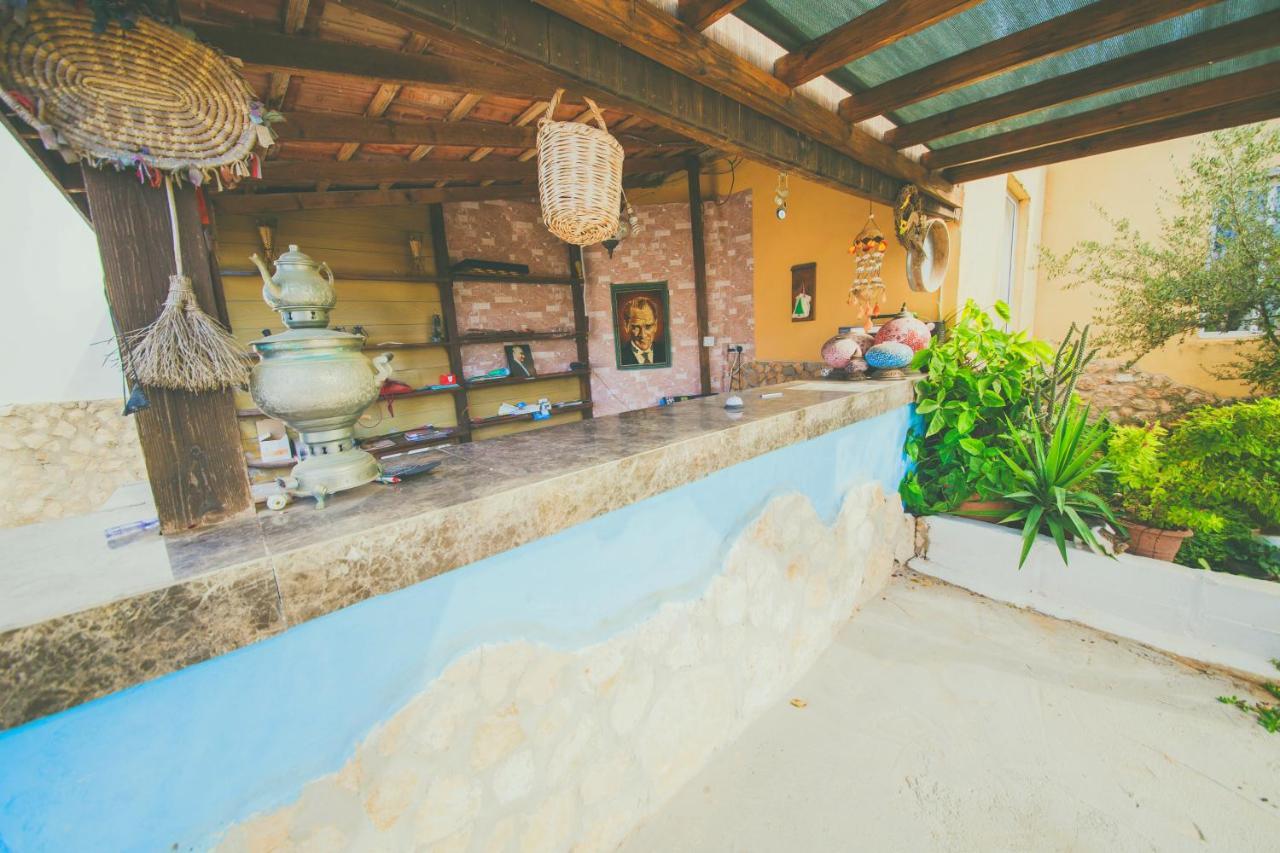 Castle Karpasia Guest House Authentic Atmosphere ! Rizokarpaso エクステリア 写真