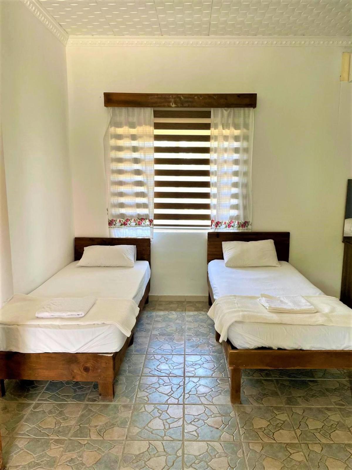 Castle Karpasia Guest House Authentic Atmosphere ! Rizokarpaso 部屋 写真